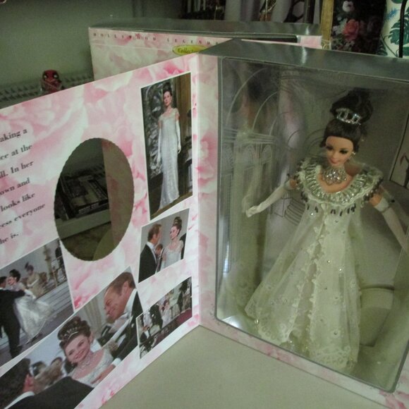 BA31-SET My Fair Lady -2 Dolls_ Barbie and Ken - Picture 2 of 3